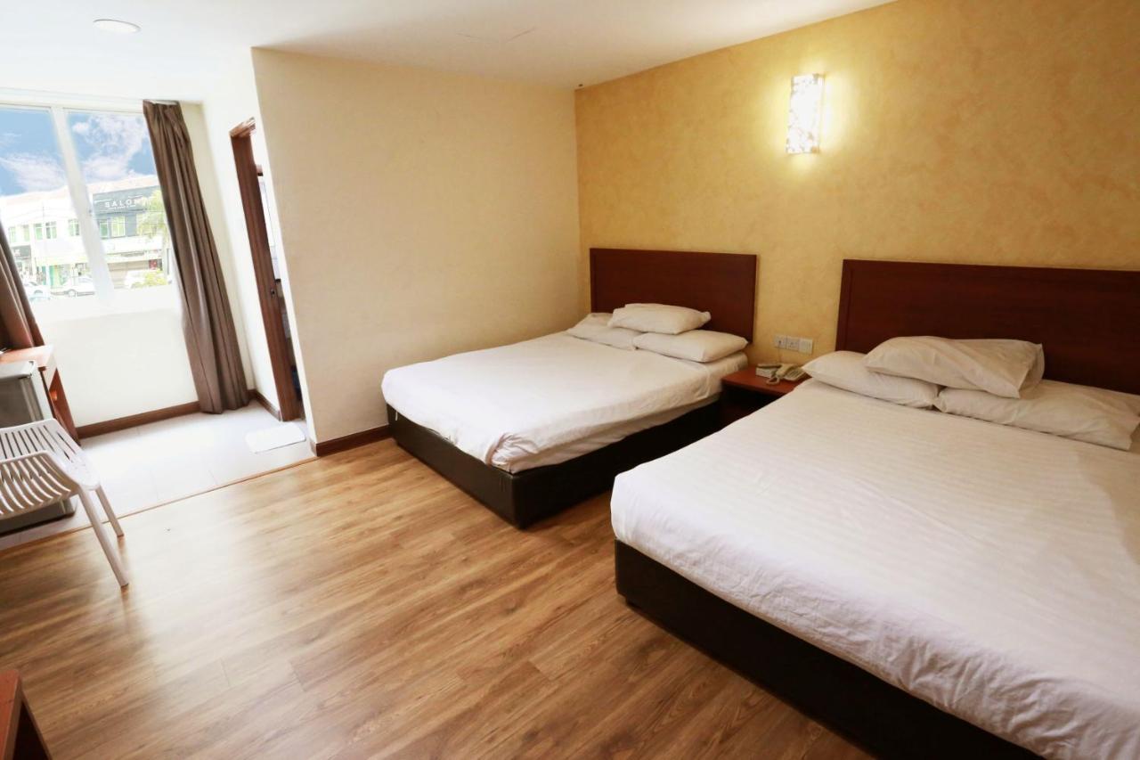My Hotel Букит Мертаджам Екстериор снимка