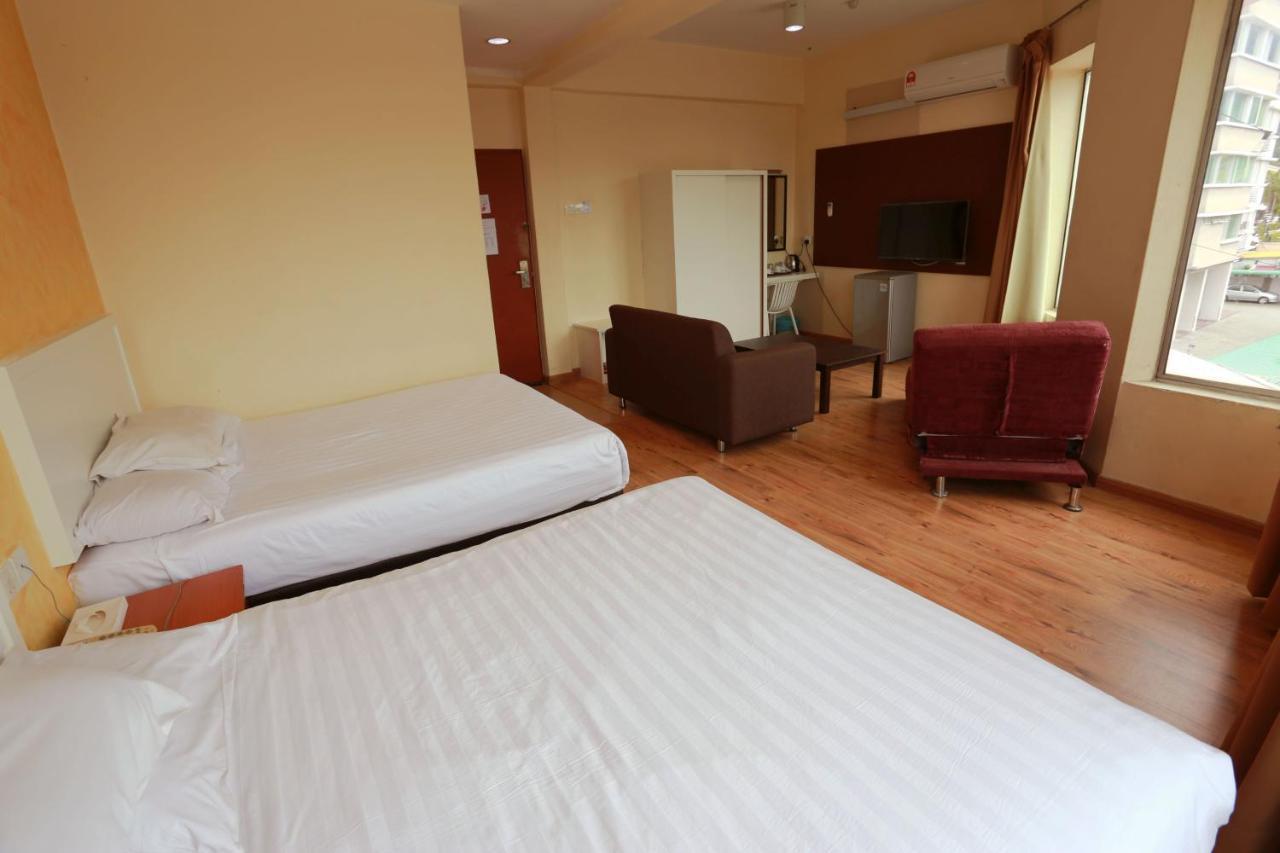 My Hotel Букит Мертаджам Екстериор снимка
