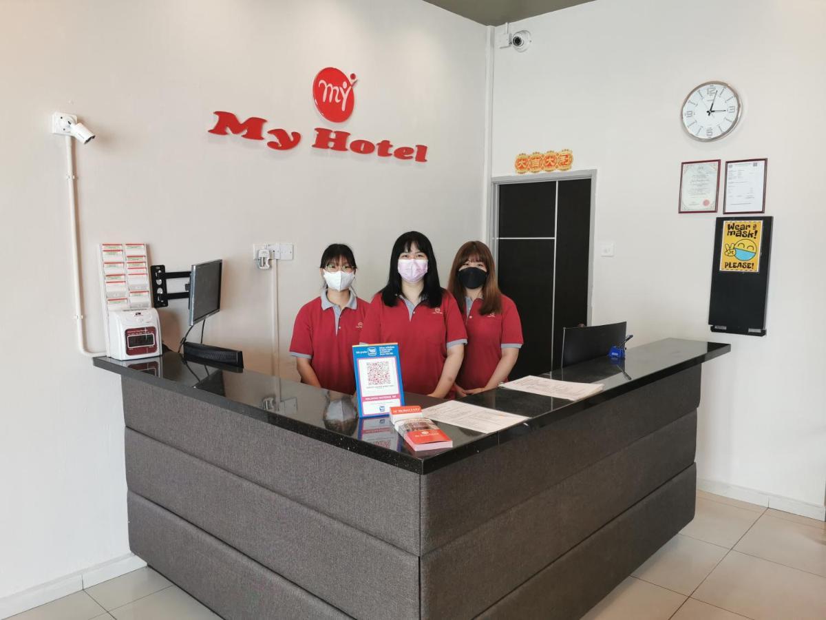 My Hotel Букит Мертаджам Екстериор снимка